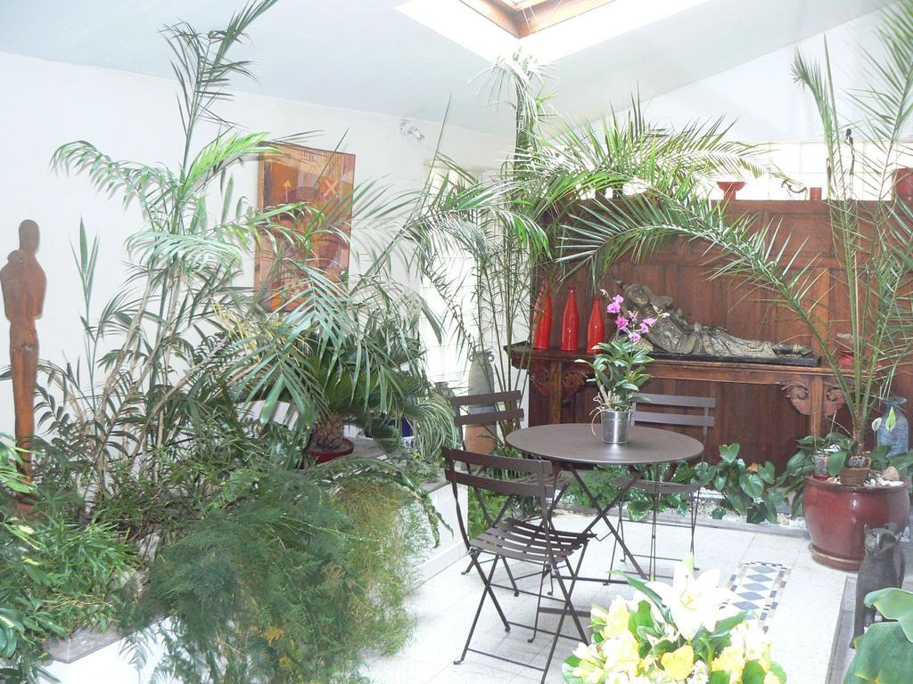 Chambres D'Hotes Le Petit Siam : Le Calme En Centre Ville Clermont-Ferrand Luaran gambar