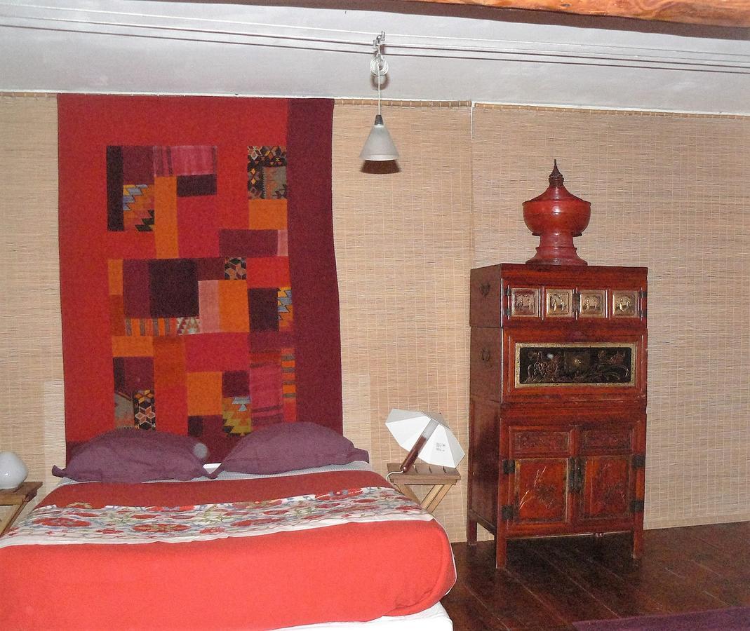 Chambres D'Hotes Le Petit Siam : Le Calme En Centre Ville Clermont-Ferrand Luaran gambar